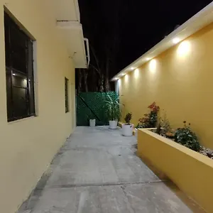  Hotel Laguna México
